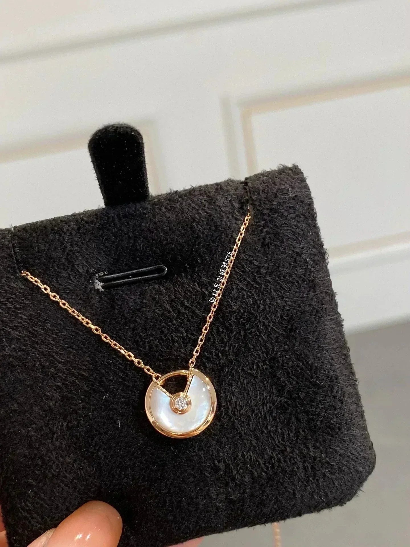 Lume Jewelry アミュレット ローズゴールド マザーオブパールネックレス