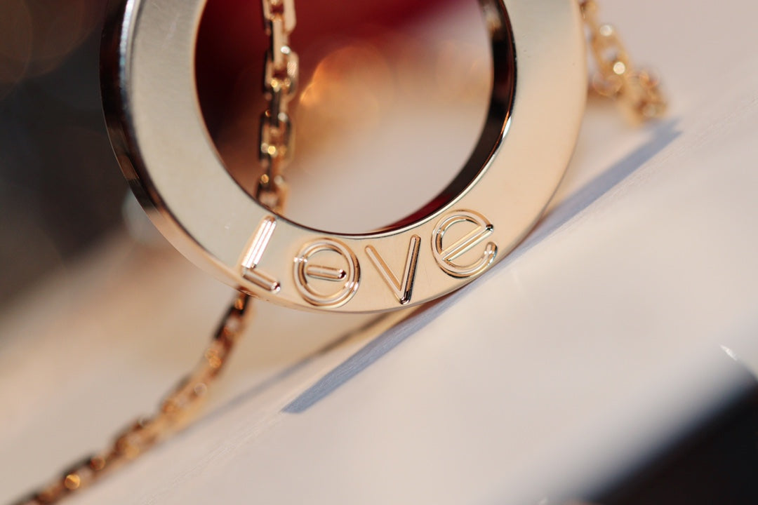 Lume Jewelry「LOVE NECKLACE 16MM 6 DIAMONDS PINK GOLD」