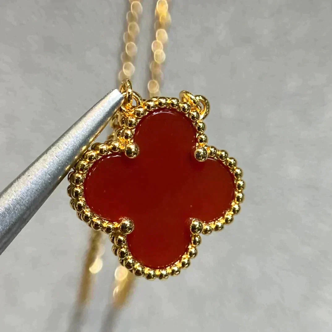 ¡®Lume Jewelry¡¯CLOVER 15MM CARNELIAN SINGLE FLOWER NECKLACE