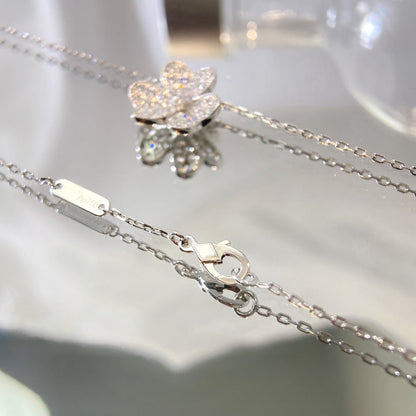 Lume Jewelry フラワーダイヤモンドネックレス