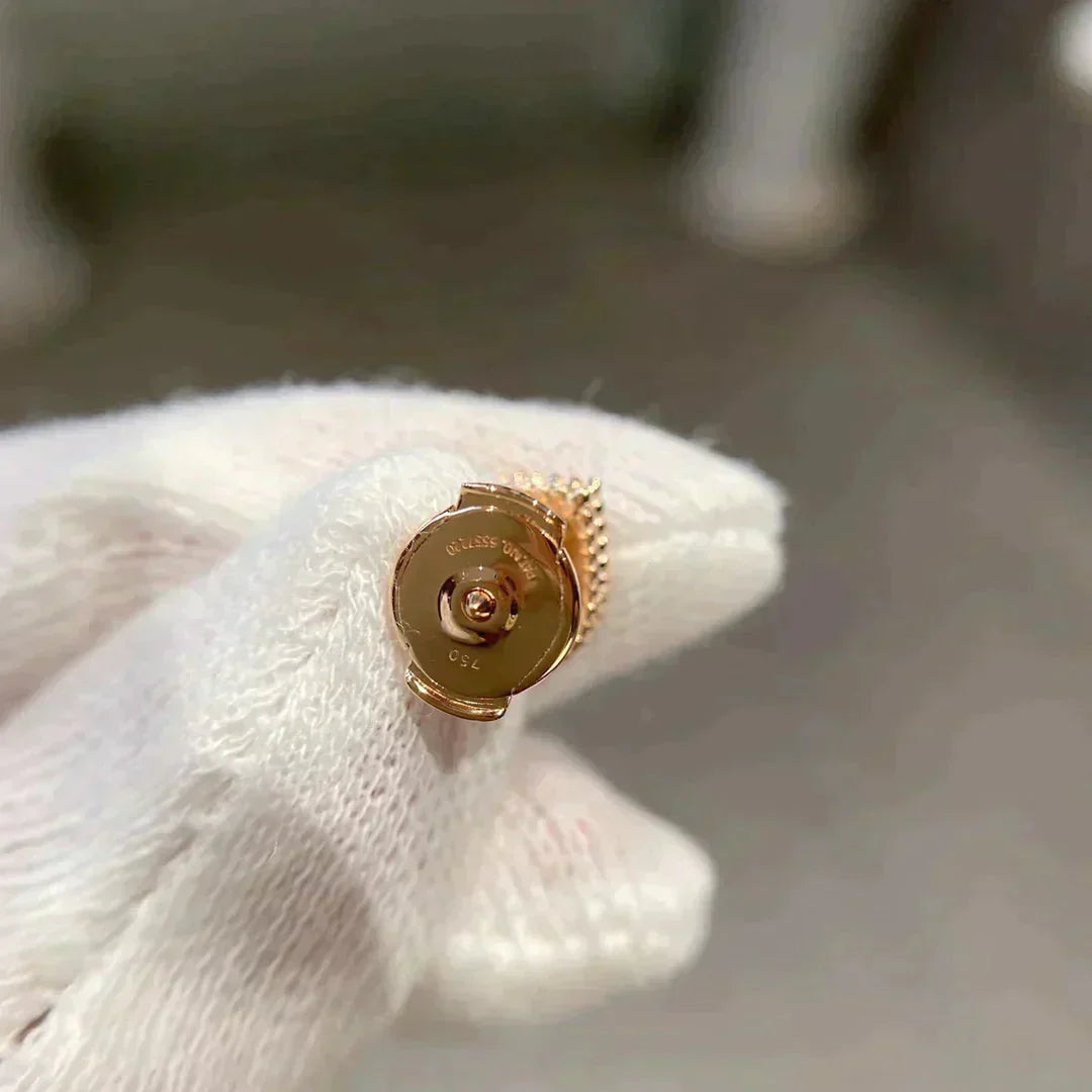 Lume Jewelry ハートカーネリアン スタッドピアス