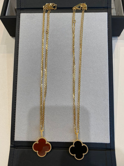 Lume Jewelry クローバー 25MM ネックレス ゴールドカーネリアン
