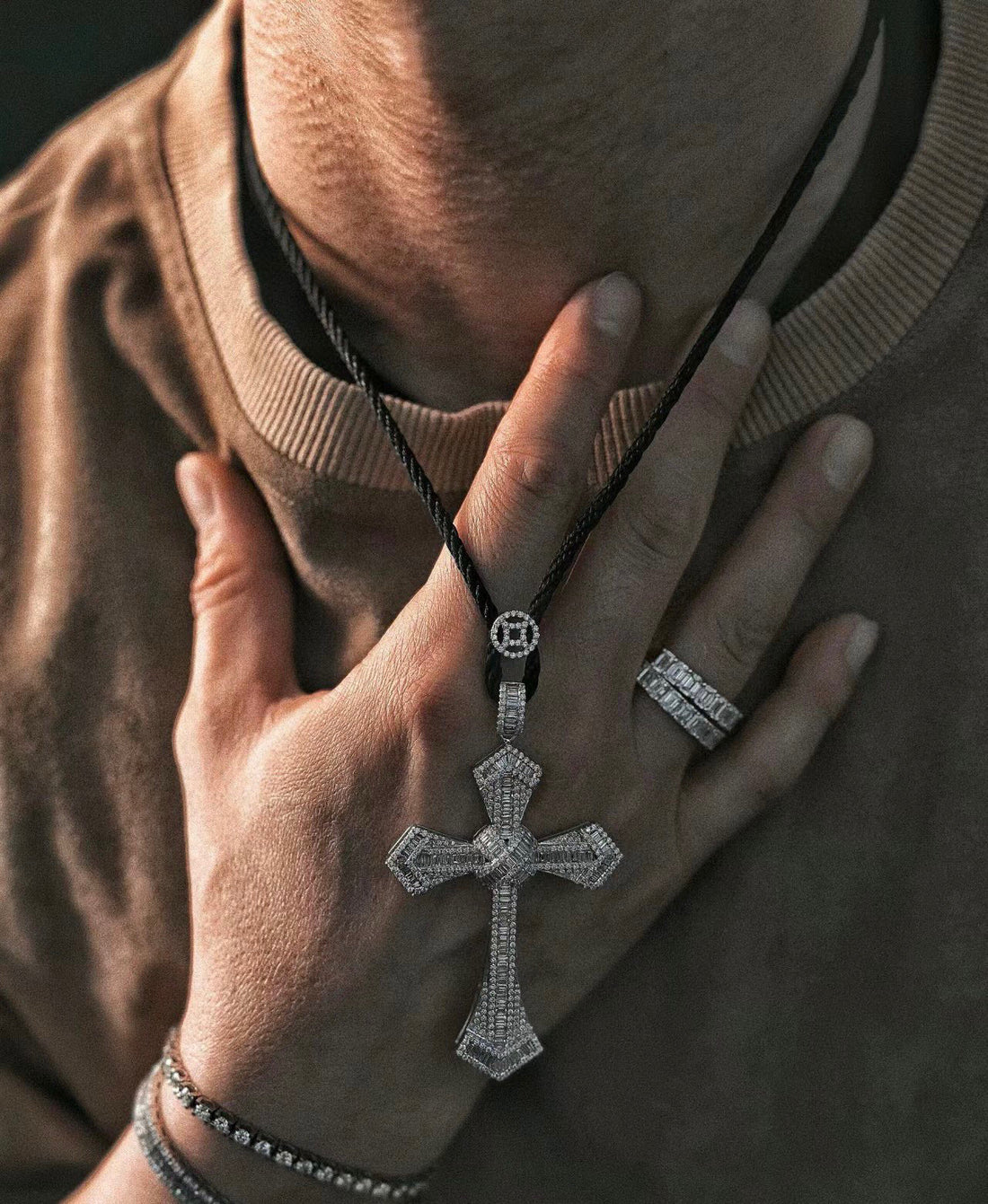 Lume Jewelry「アミュレット ローズゴールド ピンクマザーオブパール ネックレス」
