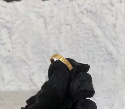 「Lume Jewelry」LOVEリング 4MM 1ダイヤモンド ゴールド
