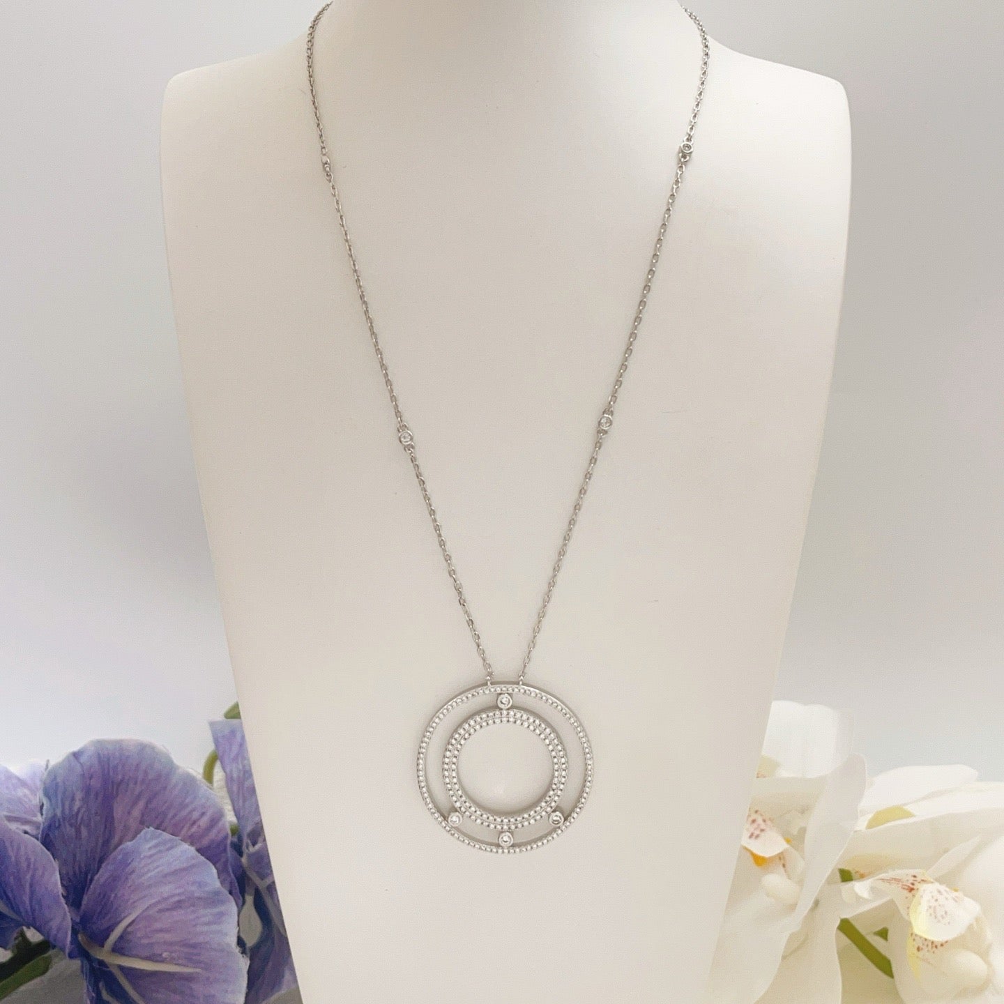 [Lume Jewelry] Move Romane Pavé Diamond Sliding Circle Long Necklace