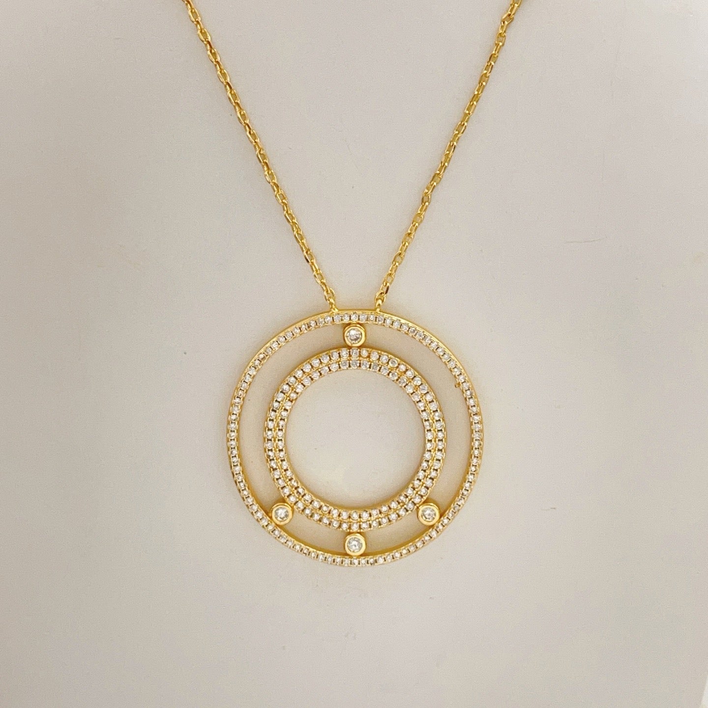 [Lume Jewelry] Move Romane Pavé Diamond Sliding Circle Long Necklace