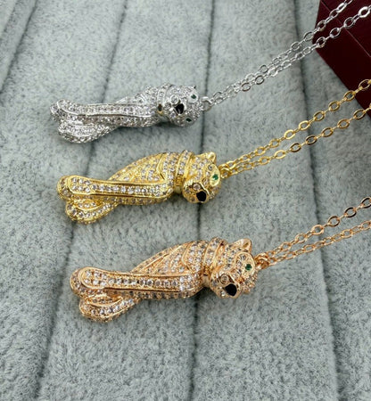 Lume Jewelry「アミュレット ローズゴールド ピンクマザーオブパール ネックレス」
