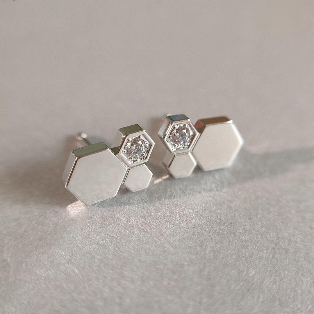 Lume Jewelry BEE LOVE シルバーダイヤモンドピアス