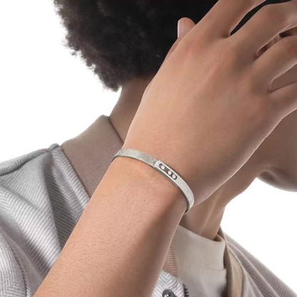 [Lume Jewelry]Move Noa Ciselé half pavé bangle
