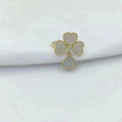 ¡®Lume Jewelry¡¯SWEET CLOVER WHITE MOP RING