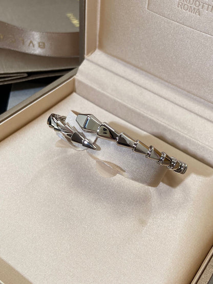 [✨Lume Jewelry✨] Viper Silver No‑Diamond Snake Bracelet